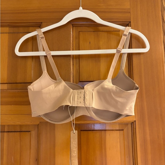 New with tags Skims Ultimate Push-up Bra Balconette 34D - Picture 2 of 6